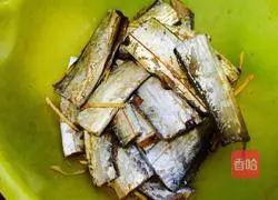 Illustration of how to cook hairtail 1