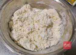 Illustration of how to make pot helmets 2