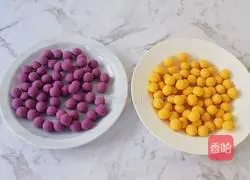 How to make two-color dumplings made with brown sugar and wine.Illustration 8