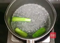 Illustration of how to make loofah and shrimp cakes (baby food) 5