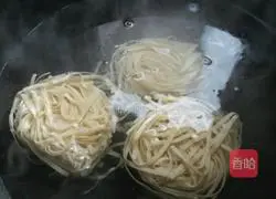 Illustration of how to make mutton ramen 7