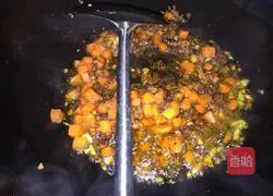 Illustration of how to make minced meat and peas 6