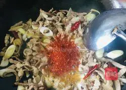 Illustration of Braised Noodles 9