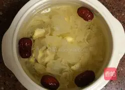 Illustration of how to make Lily, Longan and Tremella Soup 6