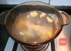 Illustration of how to make dragon head fish soup 11