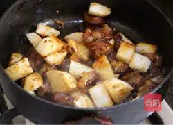 Illustration of how to make radish stewed beef brisket 8