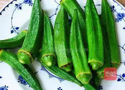 Illustration of how to make okra mixed with oil and vinegar sauce 3