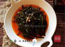 Illustration of how to make red oil minced garlic kelp shreds 9