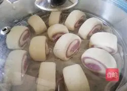 Illustration of how to make two-color purple sweet potato buns 11