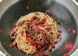 Red Beet Bolognese Pasta Recipe Illustration 9