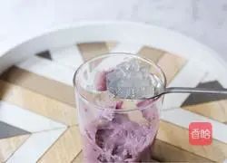 Illustration of how to make taro paste Bobo milk tea 9