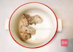 Illustration of how to make braised pork ribs with snowdrops 5