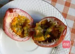 Passion Fruit Honey Tea Recipe Illustration 3