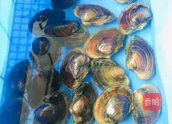 Illustration of how to stir-fry clams with pepper 2