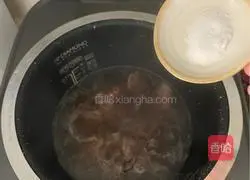 Illustration of how to make red bean, lentil and pig tail bone dehumidification soup (for one person) 8