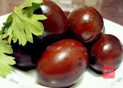 Illustration of how to make hillbilly eggs 8