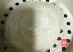 Illustration of how to make green pumpkin buns with minced meat 9