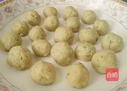 Illustration of how to make seaweed and tomato dumpling soup 9