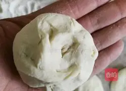 Illustration of making electric pancake version of mutton pie 17