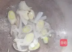 Illustration of hand-made noodles with fresh shrimps in clear soup 6