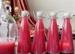 Illustration of wine making methods 7