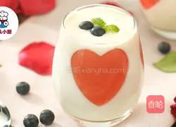 Illustration of how to make no-bake love mousse cups 6