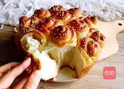 Illustration of how to make rose bread 18