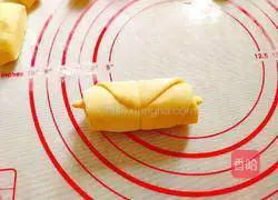 Illustration of how to make a bouquet of yellow flowers 14