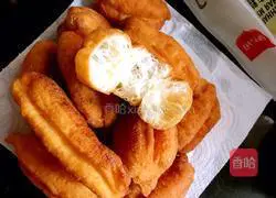 Illustration of how to make family-friendly fried dough sticks 9