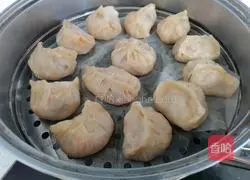 Illustration of how to make hot noodles and steamed dumplings 6