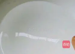 Bean sprouts and shredded pork soup recipe 4