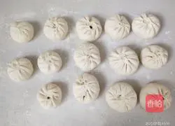 Illustration of how to make cabbage and pork buns 7