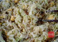 Gourd and melon steamed dumplings Illustration of how to do it 5