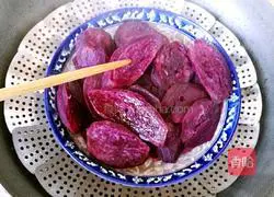 Illustration of how to make purple potato blossom steamed buns 2