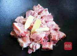 Lotus root and pork ribs soup recipe 4