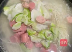 Illustration of how to make egg noodles with vegetables 10