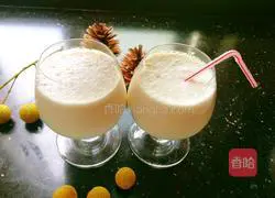 Illustration of how to make longan milk 8