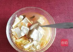 Illustration of how to make tomato, mushroom and tofu soup 7