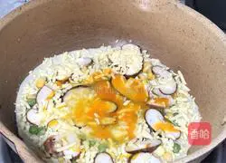 Illustration of how to make egg hand pizza 7