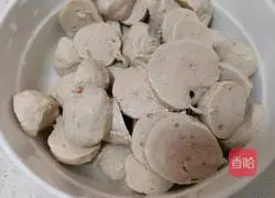 Illustration of how to make clam, loofah and vermicelli soup 1