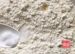 Illustration of making noodles (magic flour) 1