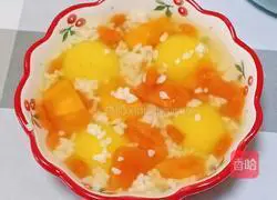 Illustration of how to make papaya rice dumplings stuffed with wine 10