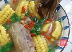 Corn and Lamb Leg Soup Recipe Illustration 7