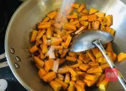 Pumpkin willow leaf noodles recipe 4