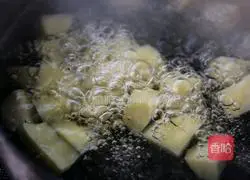 Illustration of how to make tomato and potato soup 3