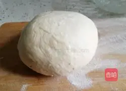 Illustration of how to make home-style egg five-spice pancake 2