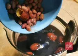 Illustration of how to make Four Red Glutinous Rice Ball Soup 5