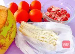 Enoki Mushroom Illustration of how to make beef bone soup with tomato and coconut juice 2