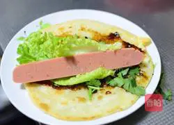 Illustration of egg-filled pancakes 12