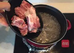 Illustration of braised pork ribs 2